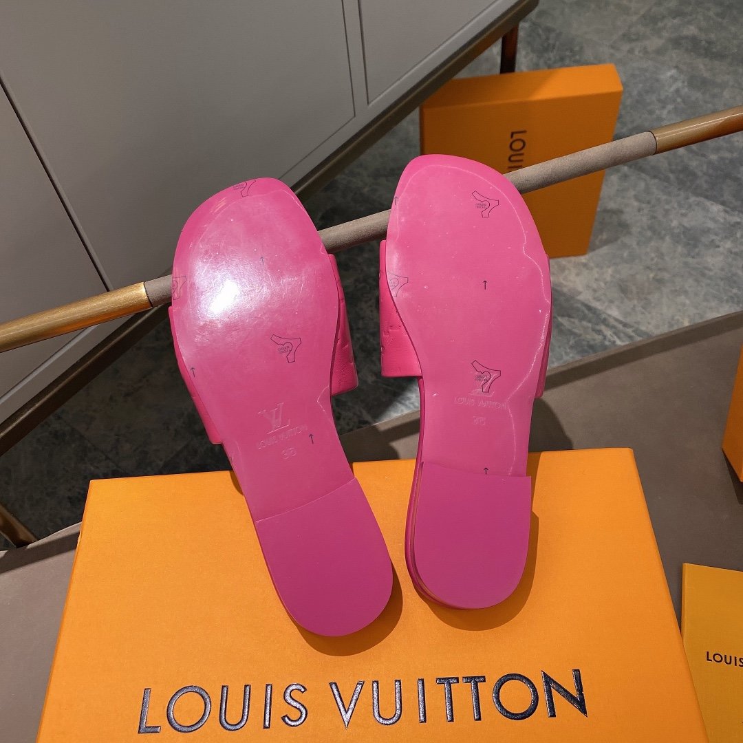 上質 大人気 ルイヴィトン Louis Vuitton サンダル 実物の写真 N品スーパーコピー代引き可能国内発送後払い安全必ず届く信用できるサイト