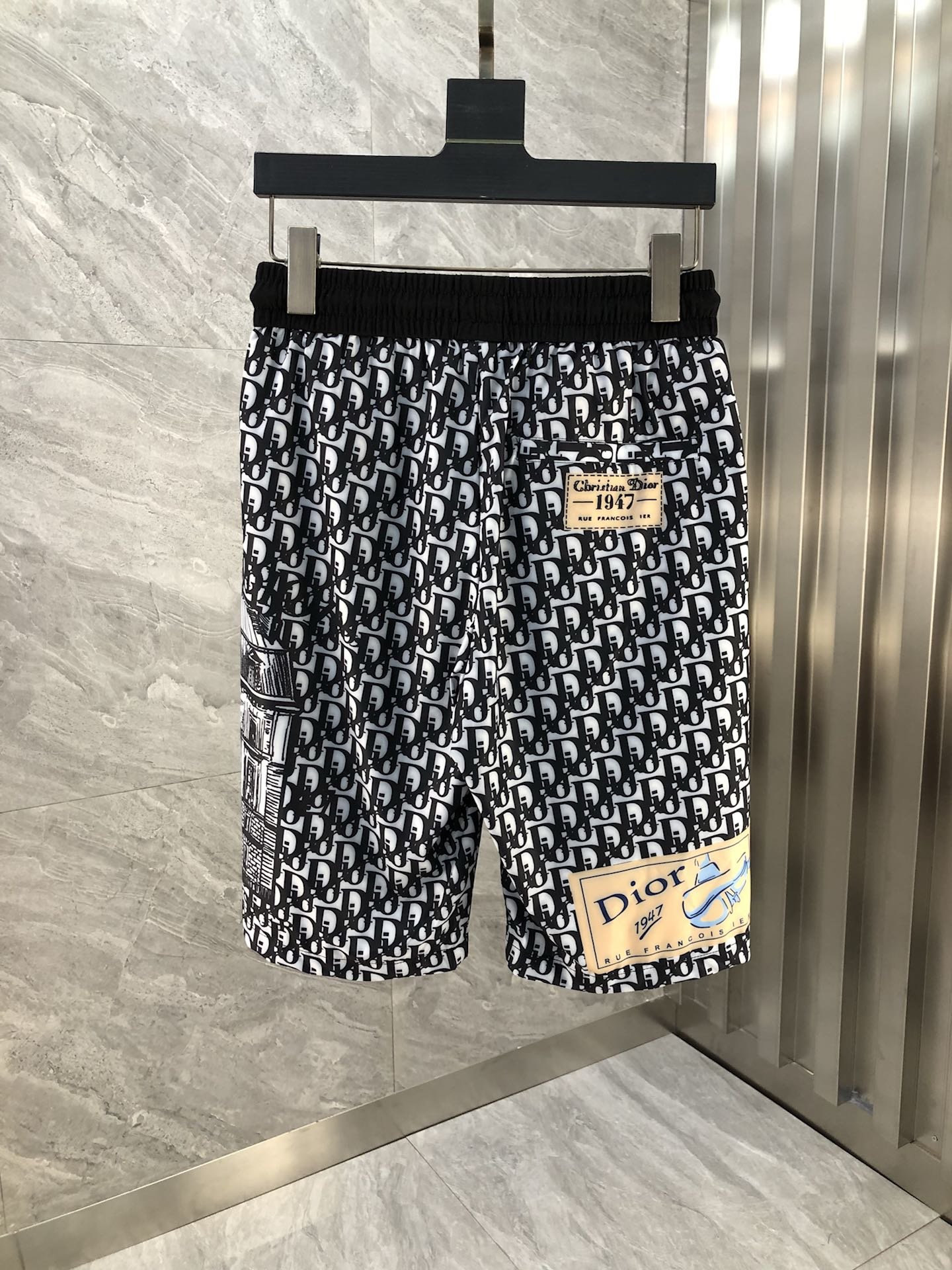 夏物新入荷Dior クリスチャンディオール 半ズボン 実物の写真 N品スーパーコピー服代引き対応国内発送後払い安全必ず届く信用できるサイト